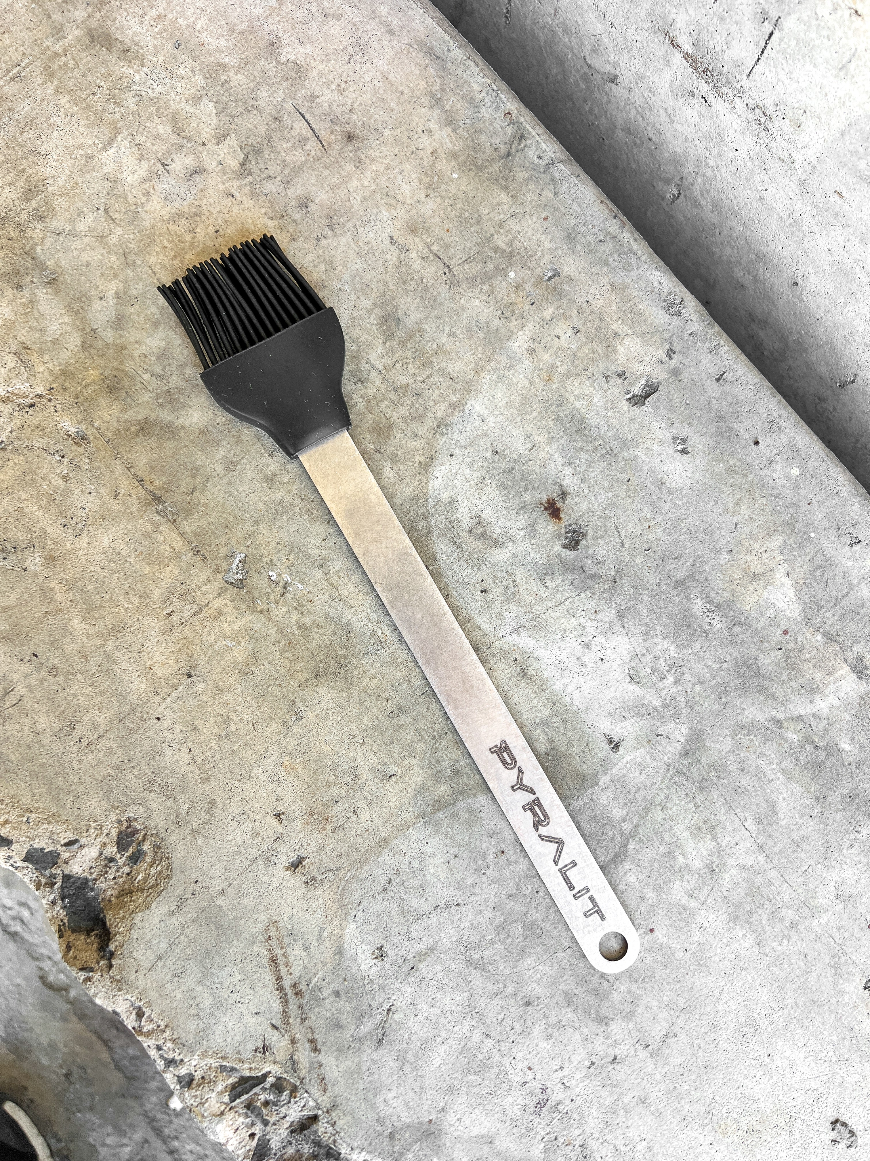 Pyralit Small Silicone Basting Brush – Built for Smaller Cooks